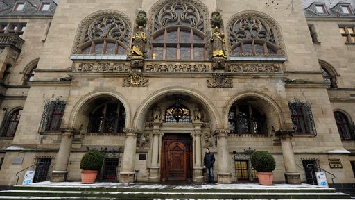 Frontansicht des Duisburger Rathaus