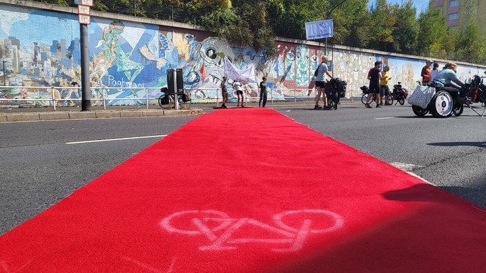 Ein roter Teppich