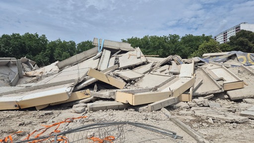 Der Weiße Riese in Duisburg nach Sprengung