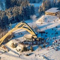 Luftbild der Sankt-Georg-Schanze in Winterberg