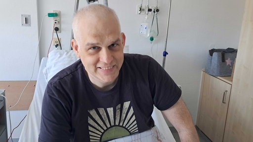 Markus Möller in einem Krankenhaus