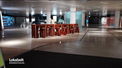 Kunst im leerstehenden Karstadt-Gebäude in Siegen
