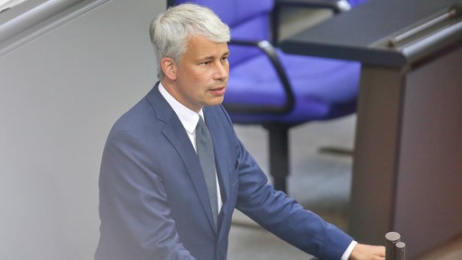 Steffen Bilger (CDU), Bundesminister für Verkehr, bei der 91. Bundestagssitzung