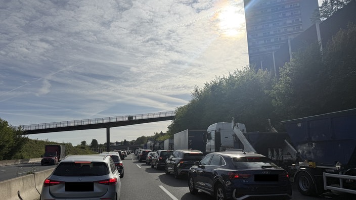 Stau auf der A46.
