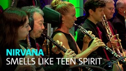 Das WDR Funkhausorchester unter Leitung von David Brophy spielt Smells Like Teen Spirit von Nirvana am 25.06.2026 im Großen Sendesaal des WDR Funkhaus.