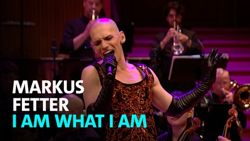 Markus Fetter und das WDR Funkhausorchester unter Leitung von David Brophy präsentieren I Am What I Am von Jerry Herman am 04.07.2026 in der Kölner Philharmonie.