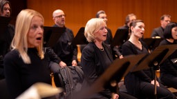 WDR Rundfunkchor, Sängerinnen und Sänger