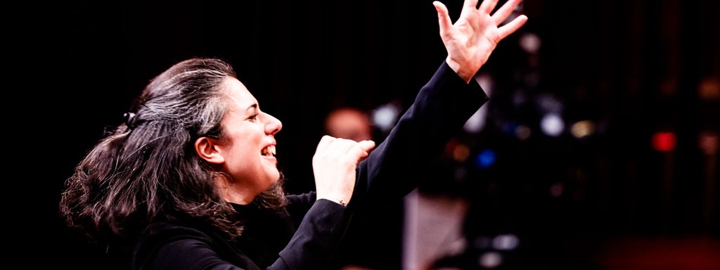 Marie Jacquot - Chefdirigentin des WDR Sinfonieorchesters