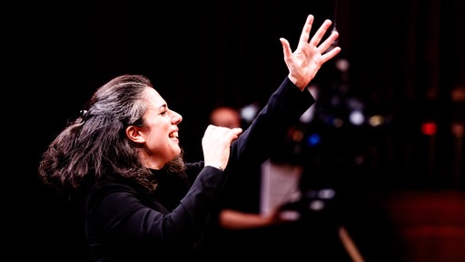 Chefdirigentin Marie Jacquot
