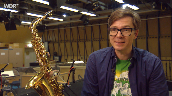 Ralph Caspers besucht das Saxophon
