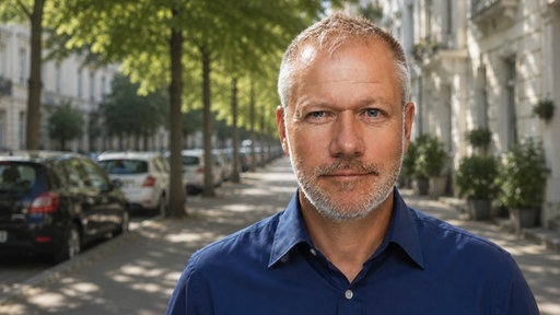 WDR-Reporter Jan Akkermann