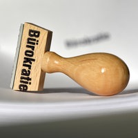 Stempel mit Bürokratie-aufschrift