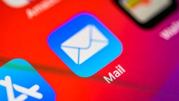 Apples Mail-App auf einem Smartphone-Display