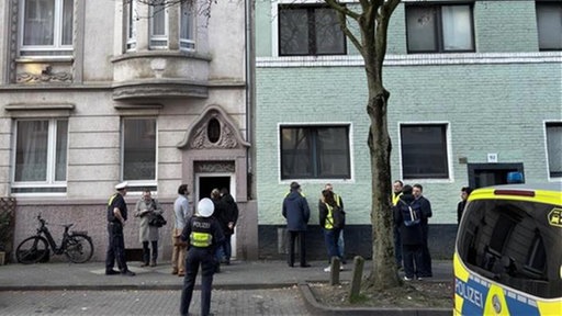 Häuserfront Kontrollaktion Ruhrgebiet