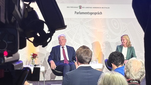 "Parlamentsgespräch" mit Joachim Gauck im Düsseldorfer Landtag
