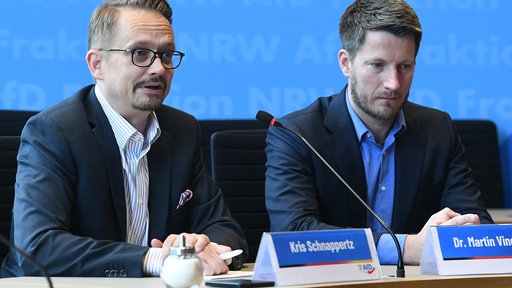 Kris Schnappertz ( Pressesprecher AfD NRW ), links - Dr. Martin Vincentz MdL, Fraktionsvorsitzender