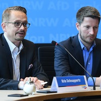 Kris Schnappertz ( Pressesprecher AfD NRW ), links - Dr. Martin Vincentz MdL, Fraktionsvorsitzender