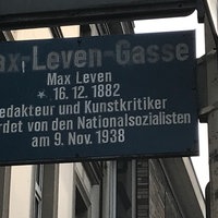 Straßenschild: Max-Leven-Gasse