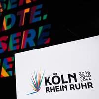 Das Logo ist beim Start der Kampagne für die Bewerbung der Region Rhein-Ruhr