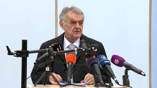 Innenminister Reul stellt polizeiliche Drohnenabwehr in NRW vor