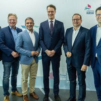 Mitgliederversammlung des Staedte- und Gemeindebundes NRW am 10.06.2026 in der Luise-Albertz-Halle in Oberhausen V.l.n.r.: Christian Schuchardt, Thorsten Berg, Marc Herter, Hendrik Wuest, Thomas Kufen, Christian Kuesters