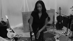 Bamina bei der COSMO DJ Session
