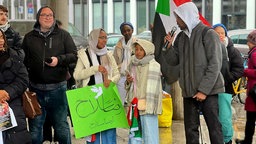 Sudan zwischen Feuer und Exil, Frauen im Zentrum des Sturms