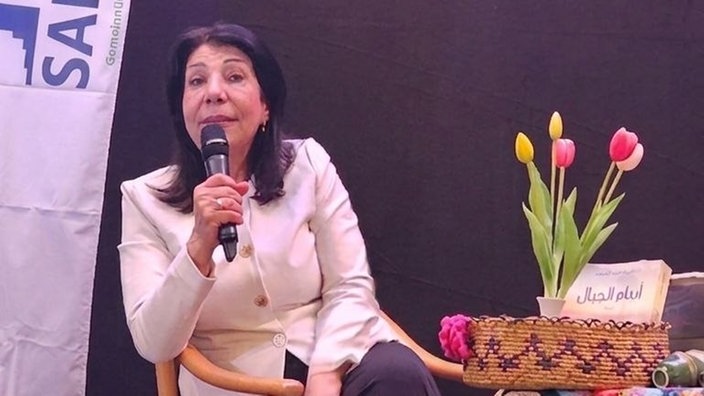 Die Romanautorin Dr. Najat Abd Al Samad und das Gebären von Geschichten.