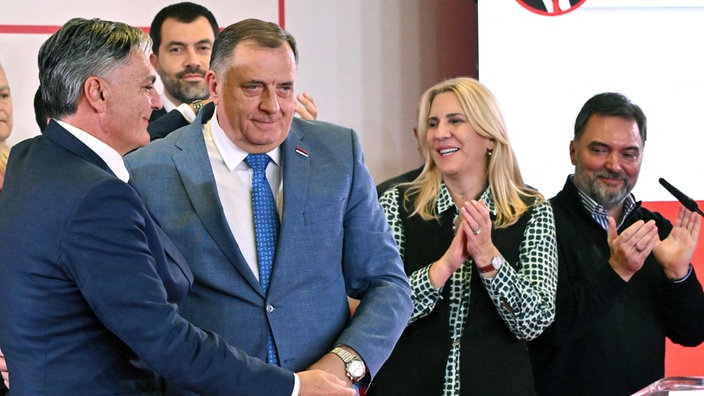Čelnici SNSD-a slave pobjedu na predsjedničkim izborima