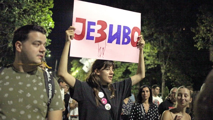 Da li je Srbija pred turbulentnom jeseni?