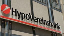 Schild von HypoVereinsbank 