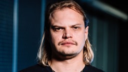 Der Schauspieler Wilson Gonzalez.