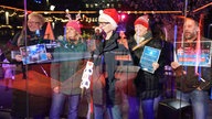 Das WDR 2 Weihnachtswunder am Dienstag (16.12.2025) - Burkhardt und Nadine aus Eslohe haben ein eigenes Glashaus aufgebaut.