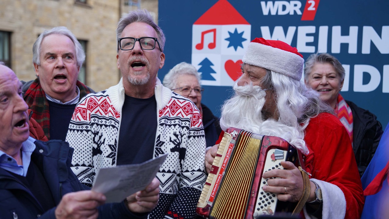 Das WDR 2 Weihnachtswunder am Dienstag (16.12.2025) - Jan Malte Andresen singt