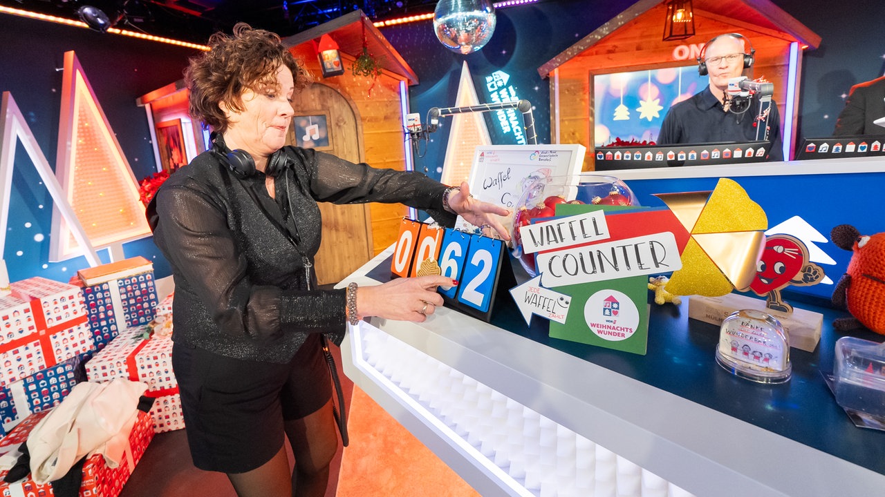 WDR 2 Weihnachtswunder 2025 in Essen - Mittwoch (17.12.2025) - Steffi Neu am "Waffelcounter"