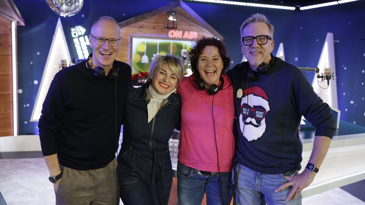 WDR 2 Weihnachtswunder in Essen (13.12.2025) - Moderationsteam (v.l.): Thomas Bug, Sabine Heinrich, Steffi Neu und Jan Malte Andresen