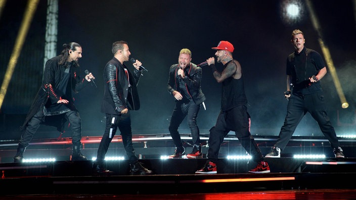 Die Backstreet Boys auf der Bühne bei einem Konzert am 22.06.2022 