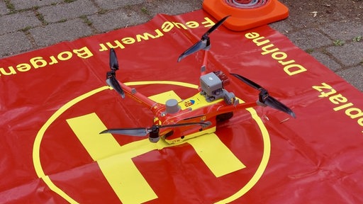 Neue Drohne hilft Feuerwehr Borgentreich bei Waldbränden