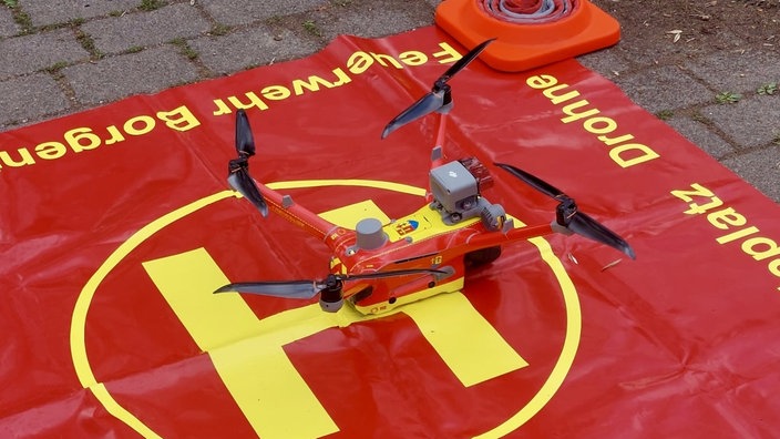 Neue Drohne hilft Feuerwehr Borgentreich bei Waldbränden