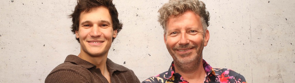 Wincent Weiss mit WDR 2 Moderator Thorsten Schorn