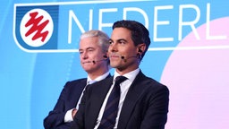 Geert Wilders (PVV) und Rob Jetten (D66) bei der letzten Debatte vor der Wahl am 28.10.2025