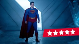 David Corenswet als Superman in einer Szene des Films "Superman"