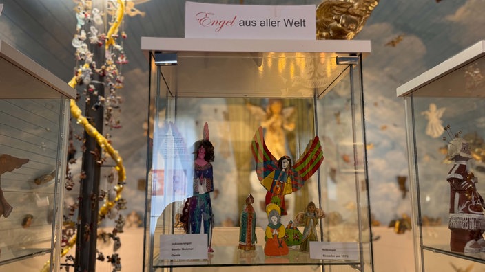 Engelskirchen: Engel-Museum & Christkindpost