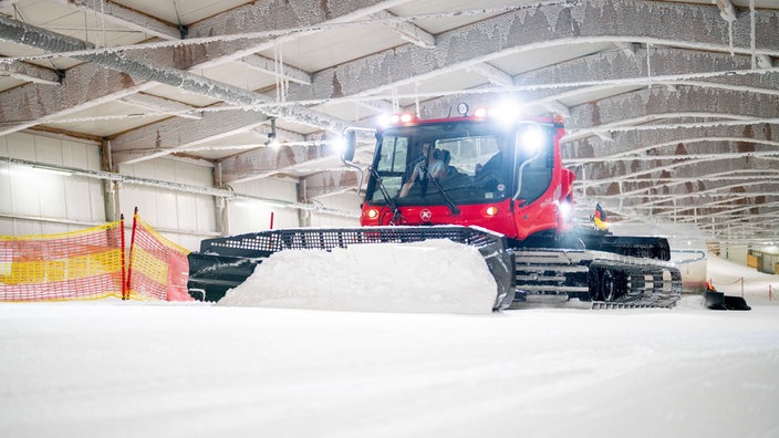Skihalle Bottrop: Pistenraupe