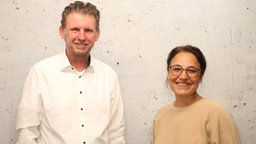 Sascha Müller mit WDR 2 Moderatorin Katharina te Uhle