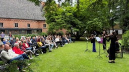 Flanierkonzert im Park - Gutshof Schulze