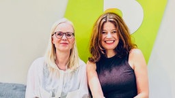 Dorothee Oberlinger (rechts) neben Susanne Ockelmann (links).