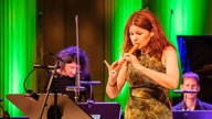 Aufnahme von der Gala des Klassik Forums im Kölner Funkhaus: Dorothee Oberlinger spielt Blockflöte.