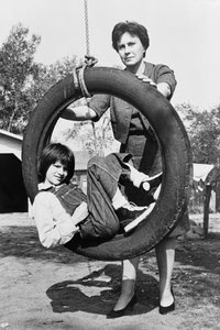 Harper Lee und die Schauspielerin Mary Badham, die im Film "TO KILL A MOCKINGBIRD" basierend auf Harper Lees Roman mitspielt.