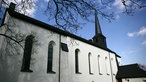 Außenansicht der Pfarrkirche Sankt Katharina in Blankenberg.